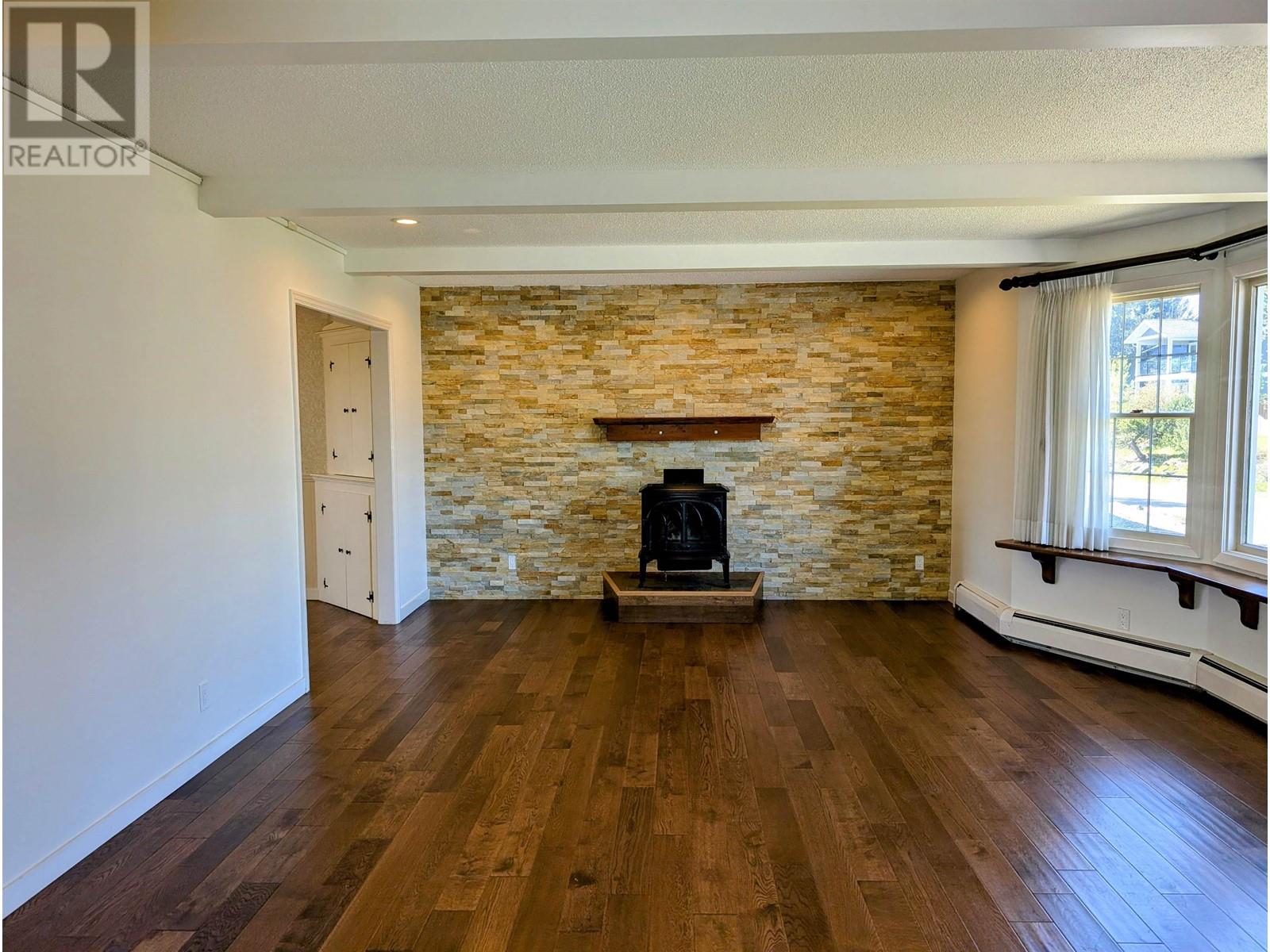 Property at 1602 EDMONTON STREET image 5