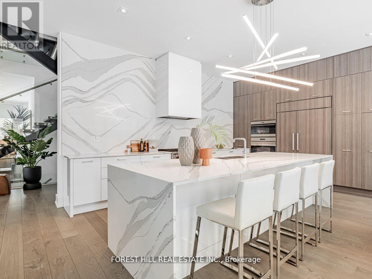 7 Fairmeadow Avenue, Toronto, Ontario  M2P 0A5 - Photo 24 - C12113663