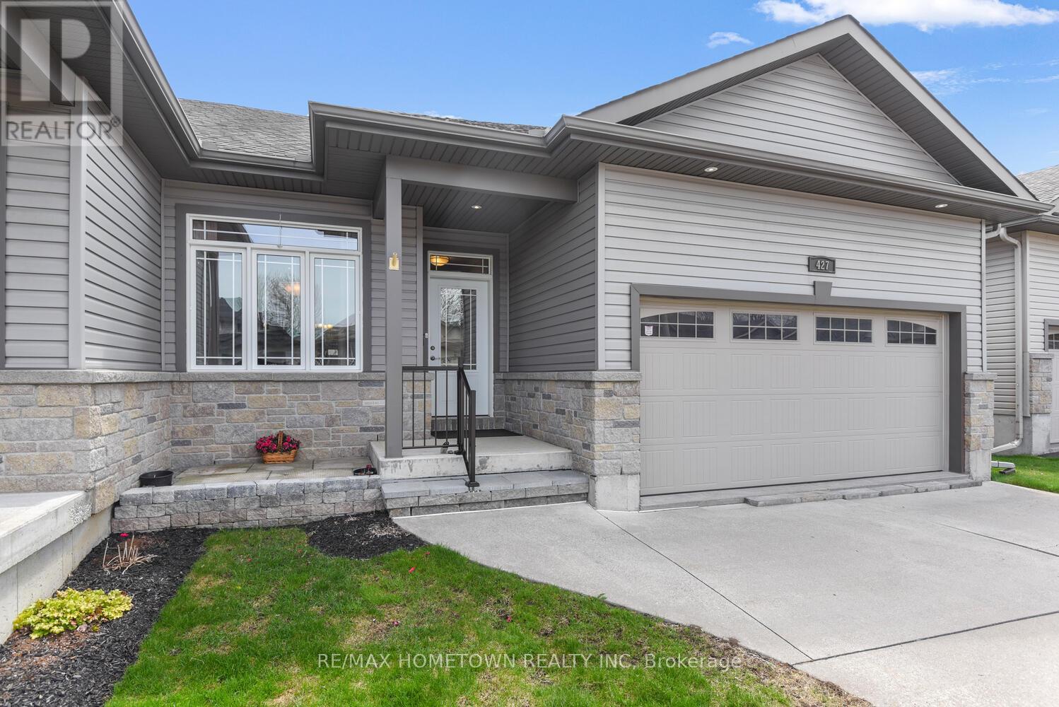 Property at 427 BROCK STREET W image 1