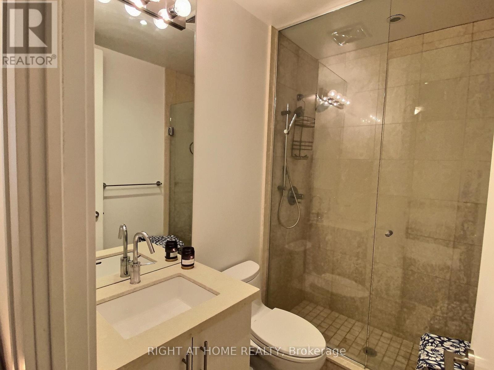 618 - 39 Queens Quay E, Toronto, Ontario  M5E 0A5 - Photo 6 - C12123144