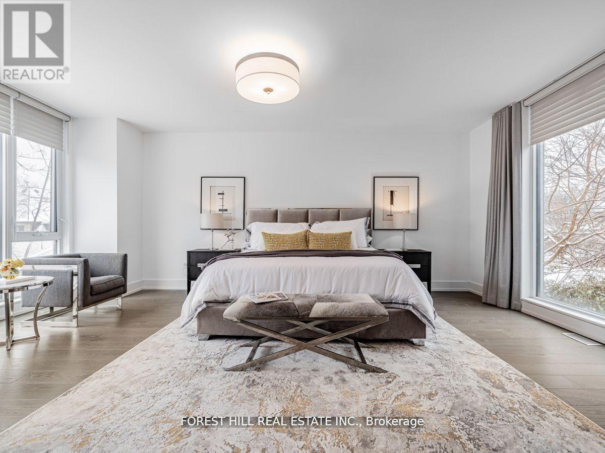 7 Fairmeadow Avenue, Toronto, Ontario  M2P 1W6 - Photo 17 - C12123150