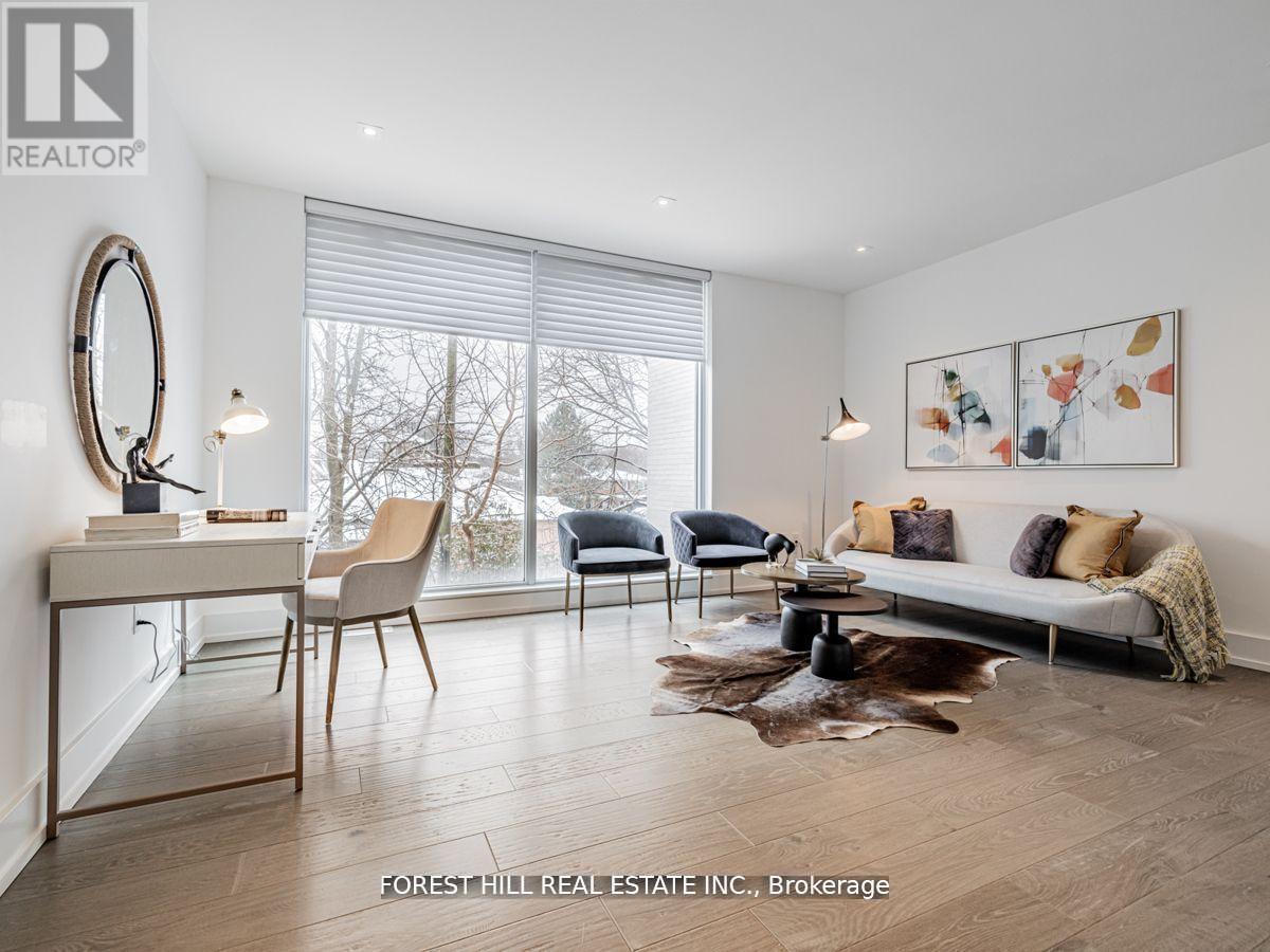 7 Fairmeadow Avenue, Toronto, Ontario  M2P 1W6 - Photo 19 - C12123150