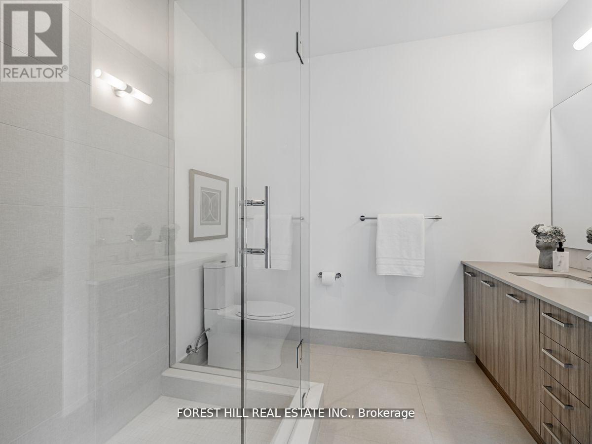 7 Fairmeadow Avenue, Toronto, Ontario  M2P 1W6 - Photo 23 - C12123150