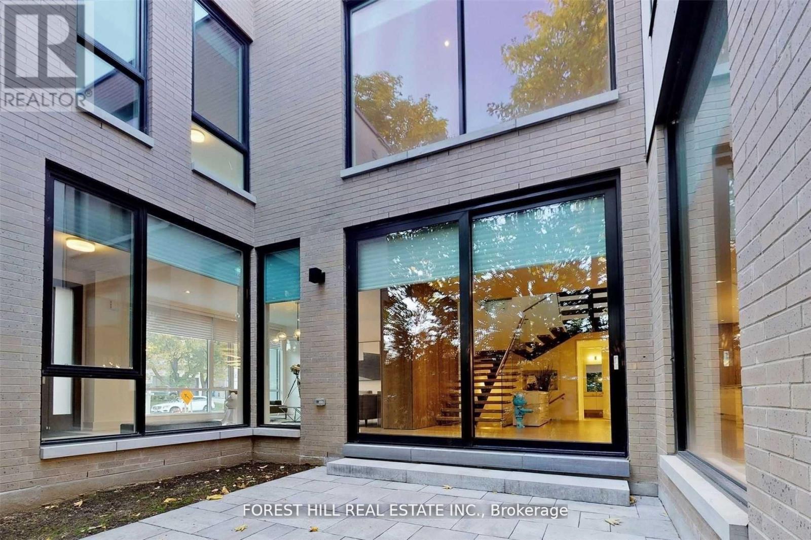 7 Fairmeadow Avenue, Toronto, Ontario  M2P 1W6 - Photo 29 - C12123150