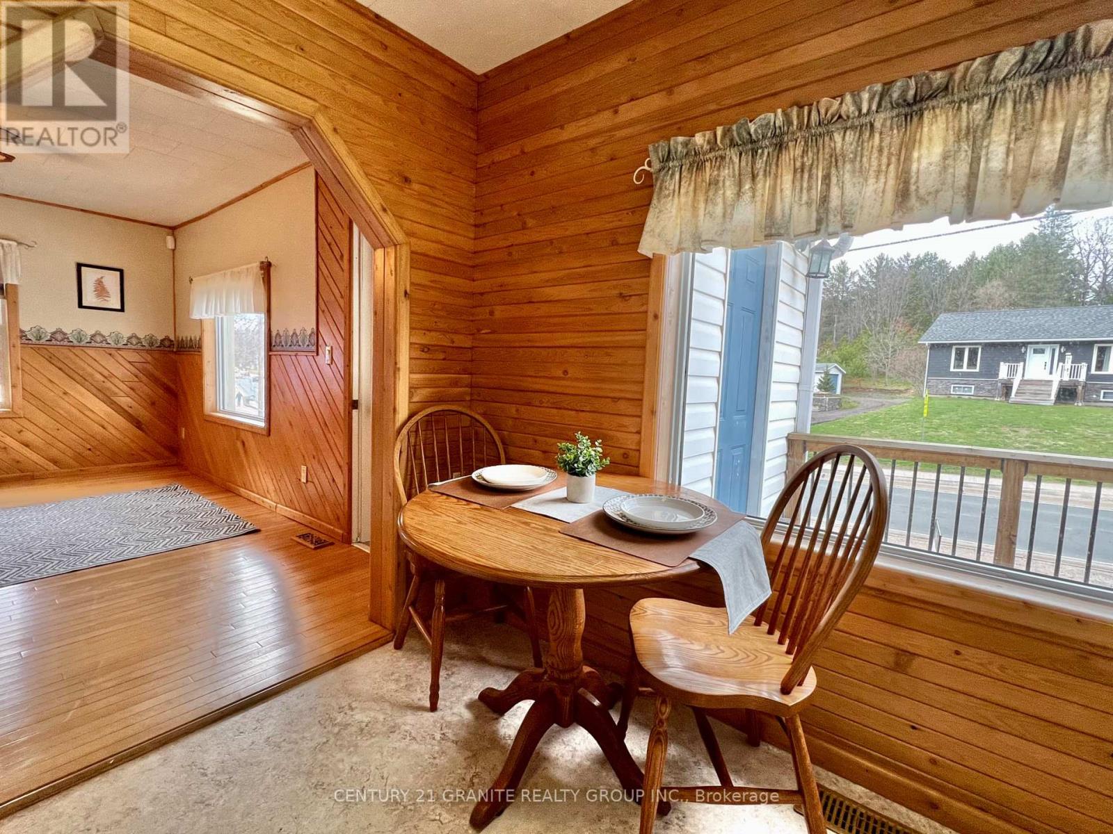61 Bridge Street E, Bancroft (Bancroft Ward), Ontario  K0L 1C0 - Photo 10 - X12116814