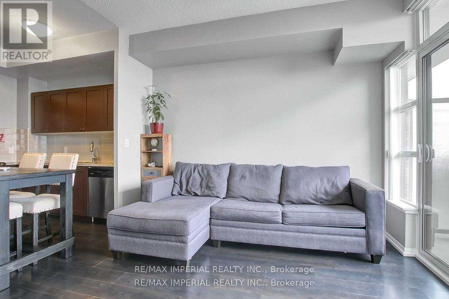 511 - 540 Bur Oak Avenue, Markham (Berczy), Ontario  L6C 0C4 - Photo 4 - N12123156
