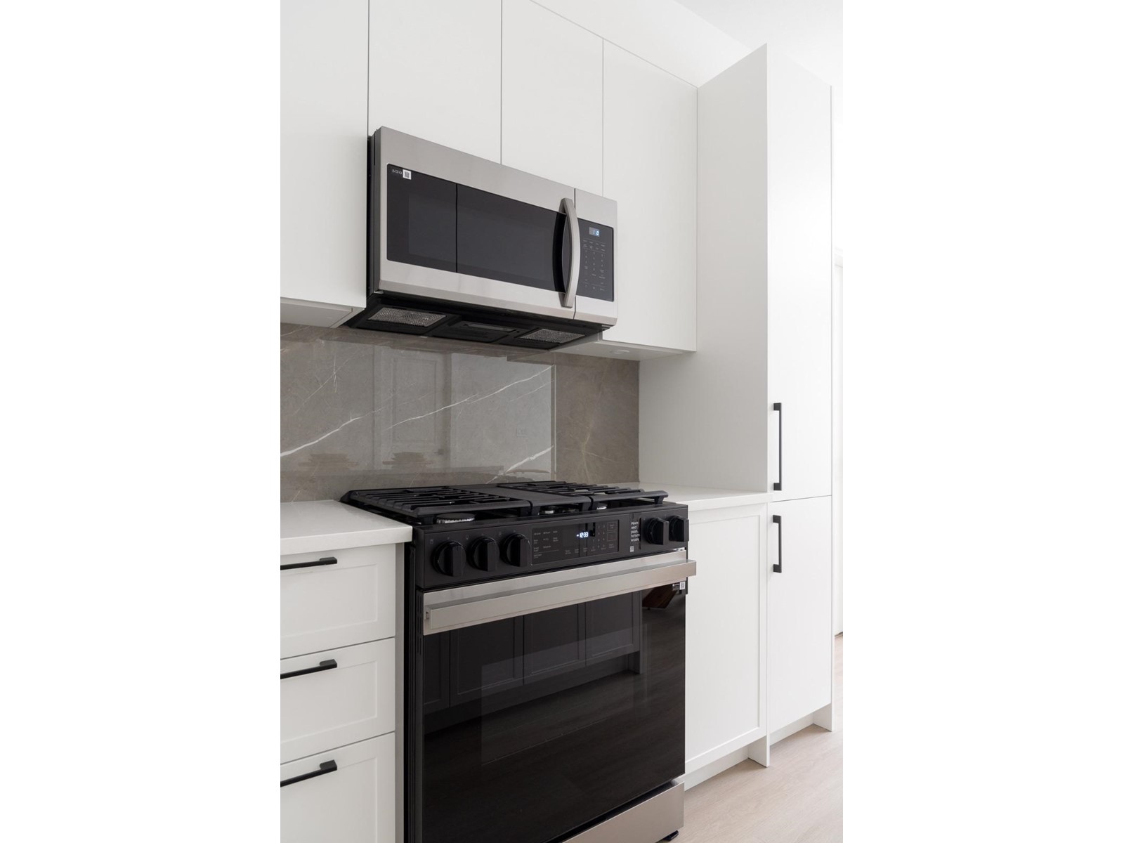 508 3465 146a Street, Surrey, British Columbia  V0V 0V0 - Photo 9 - R2995754