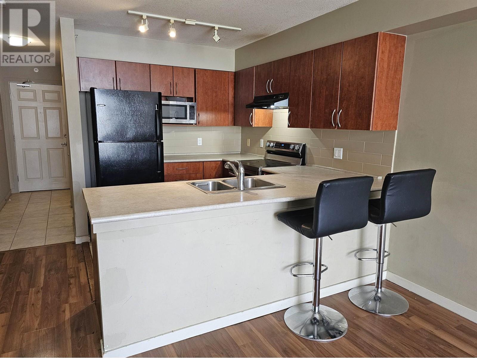 Property at 427 40437 TANTALUS ROAD image 5