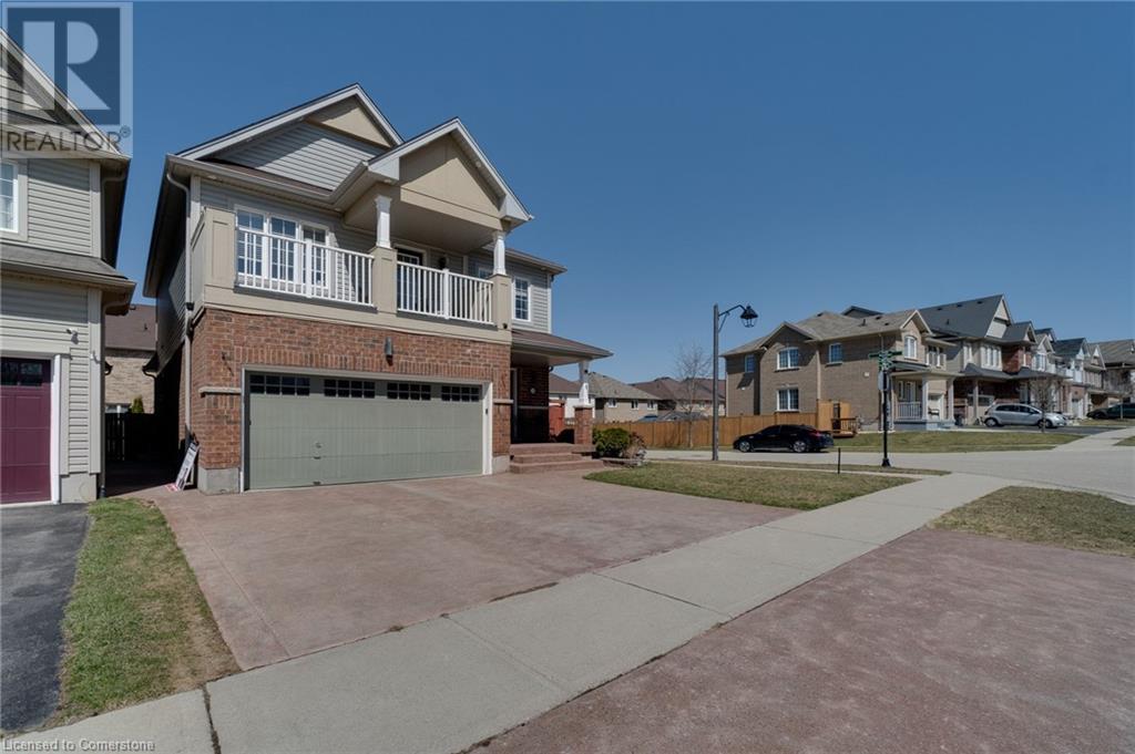 230 English Lane Lane, Brantford, Ontario  N3T 0K2 - Photo 3 - 40713620
