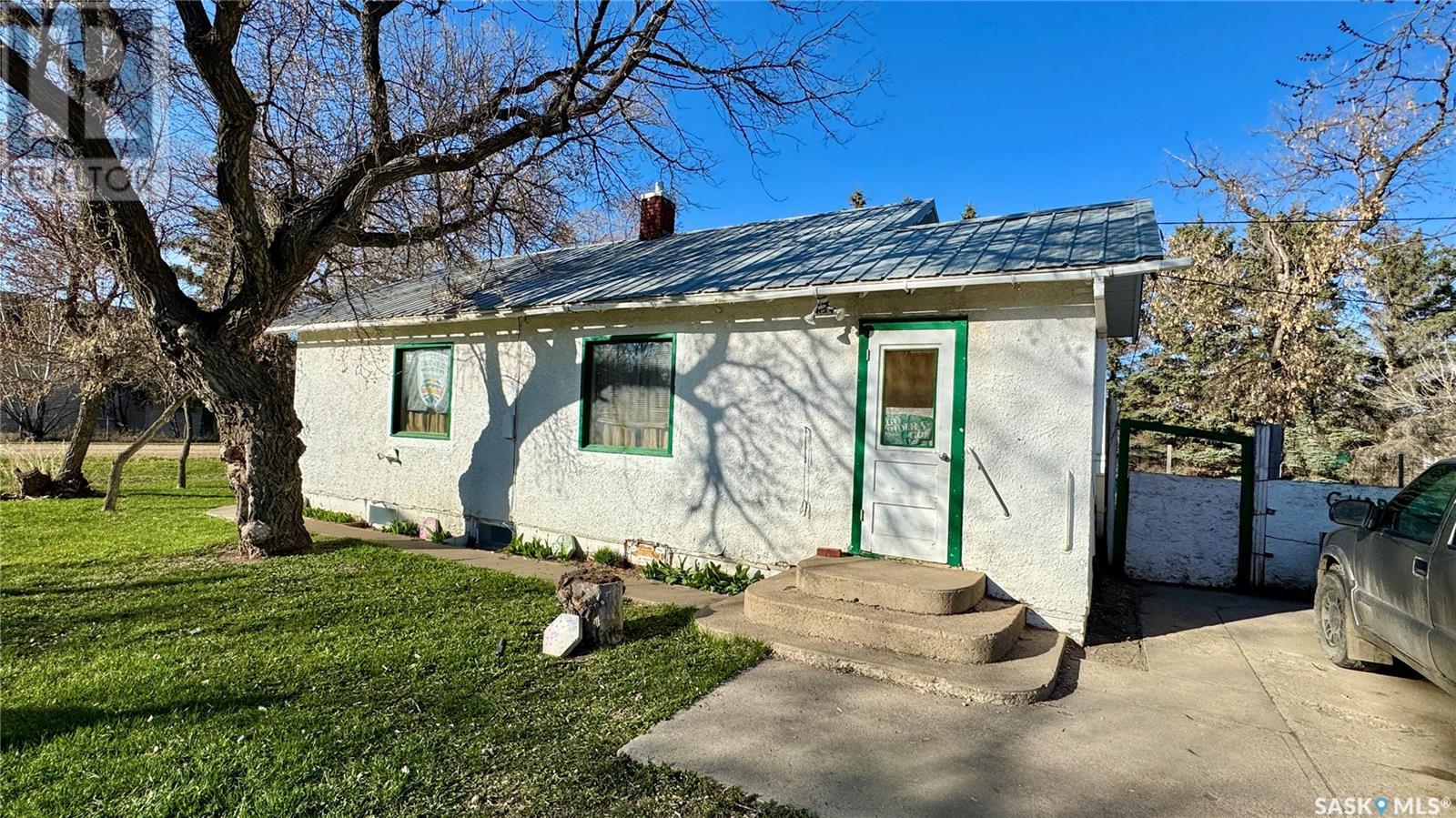 Property at 351 4th STREET image 3