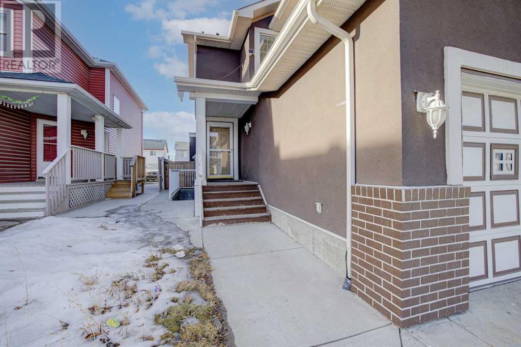 Property at 8 Martha's Meadow Place NE image 3