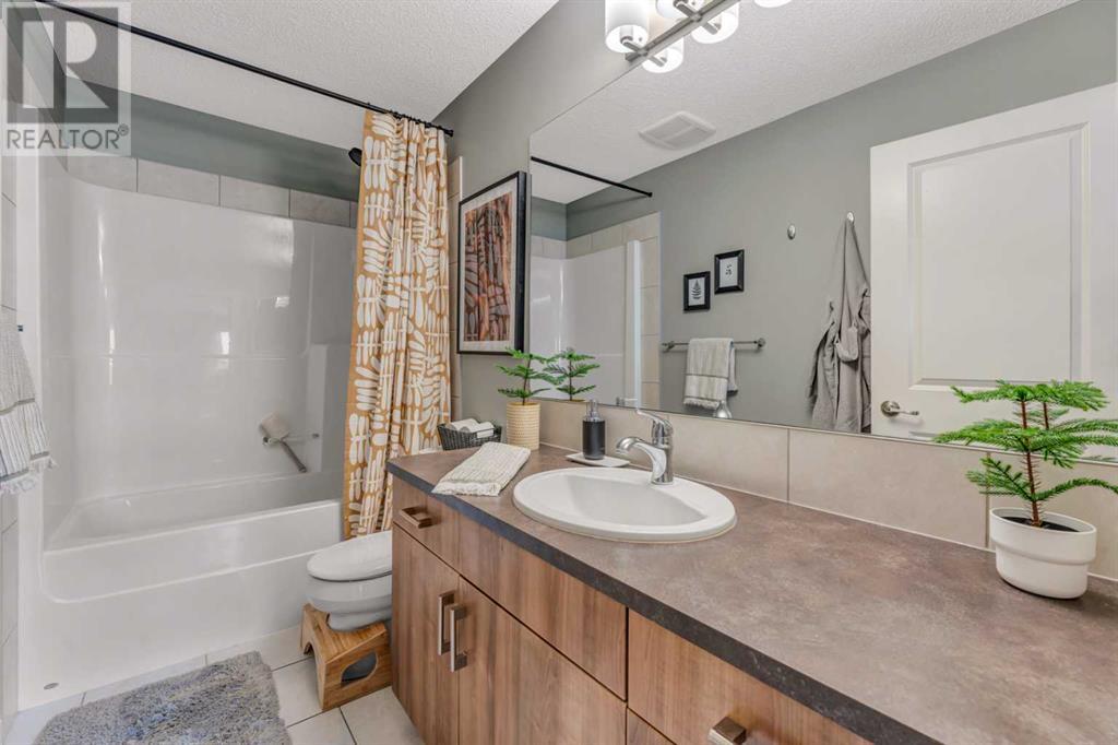 517, 10 Auburn Bay Avenue Se, Calgary, Alberta  T3M 0P7 - Photo 12 - A2212093