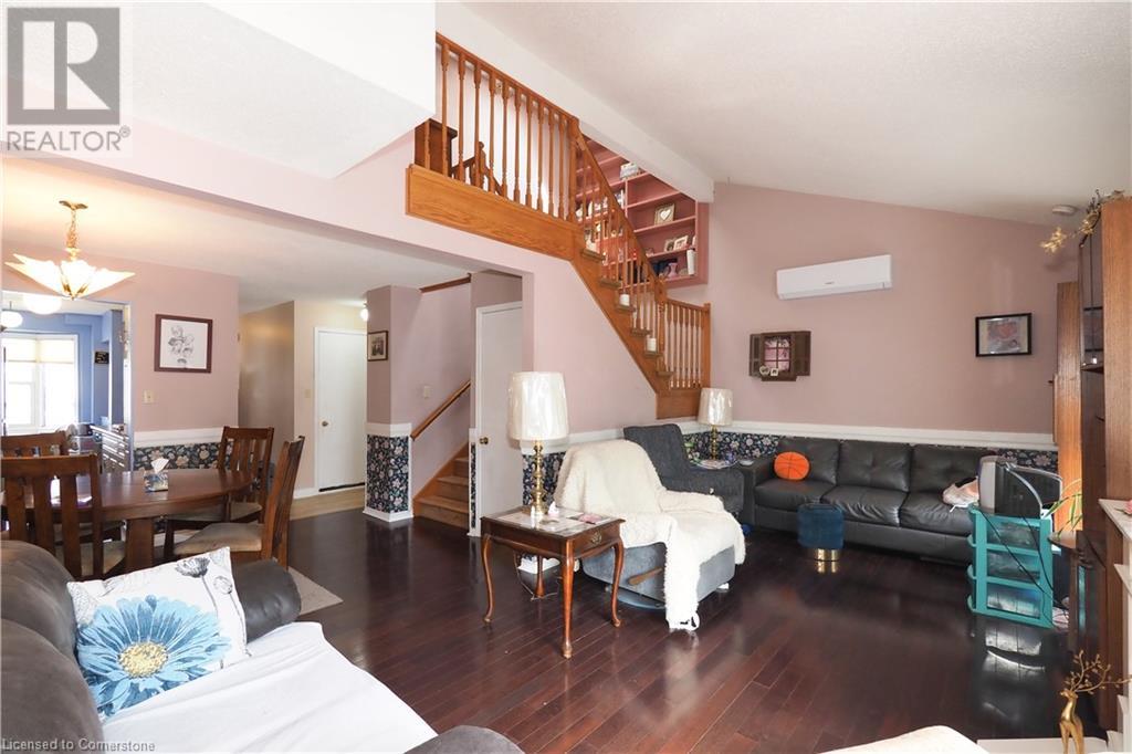 Property at 49 RISTAU Crescent image 4