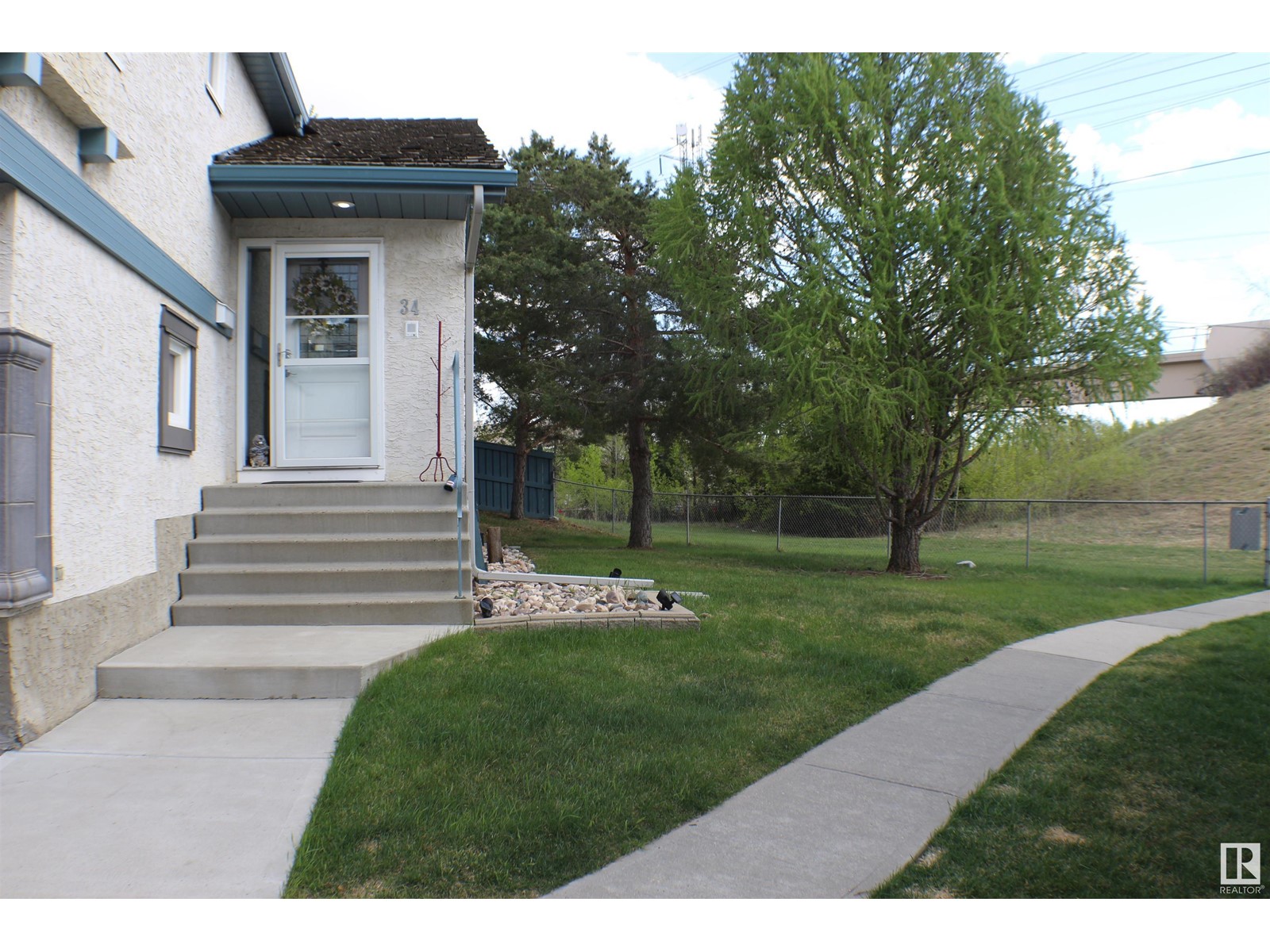 Property at #34 1130 FALCONER RD NW image 2