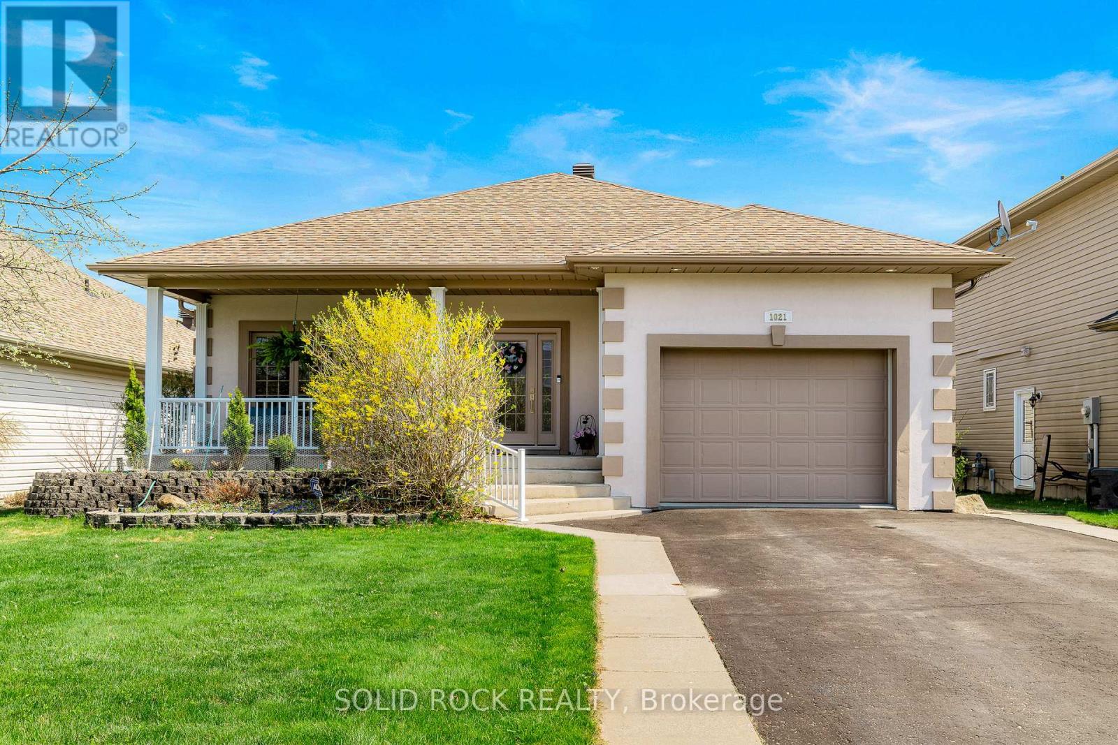 Property at 1021 CRESTWOOD DRIVE image 1