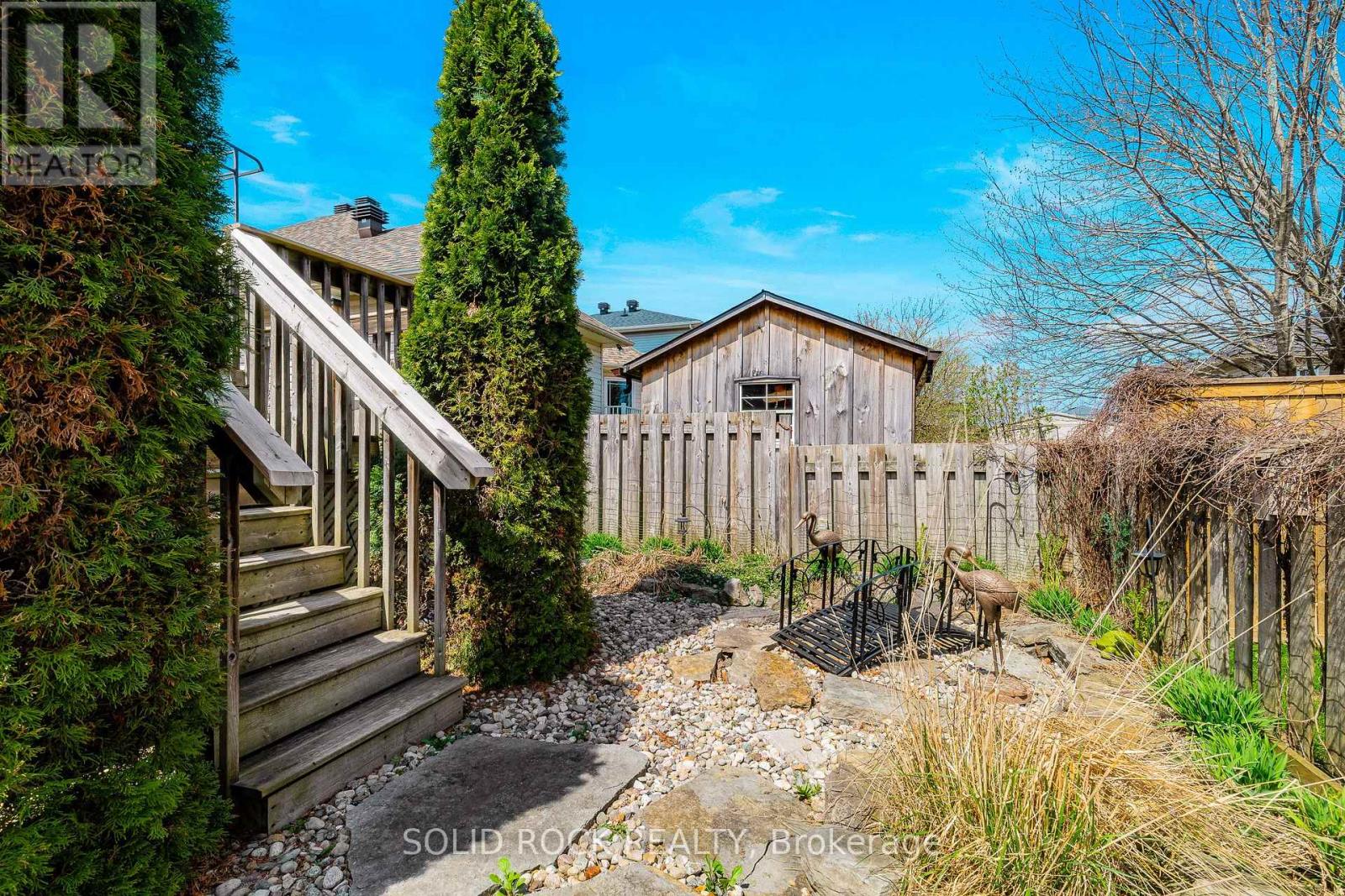 1021 Crestwood Drive, Brockville, Ontario  K6V 7N1 - Photo 42 - X12123177
