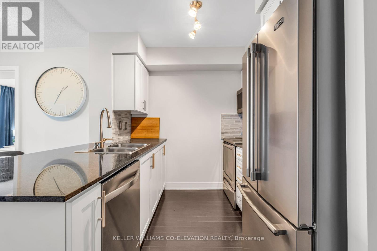 2439 - 35 Viking Lane, Toronto (Islington-City Centre West), Ontario  M9B 0A2 - Photo 7 - W12121943
