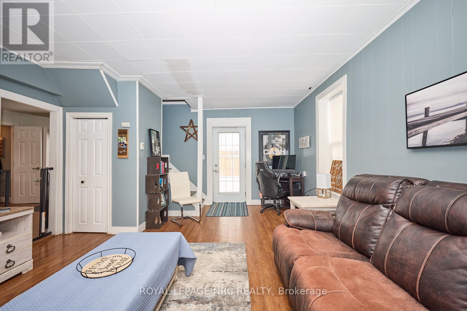 9 Waterloo Street, Fort Erie (Central), Ontario  L2A 3J6 - Photo 13 - X12123184