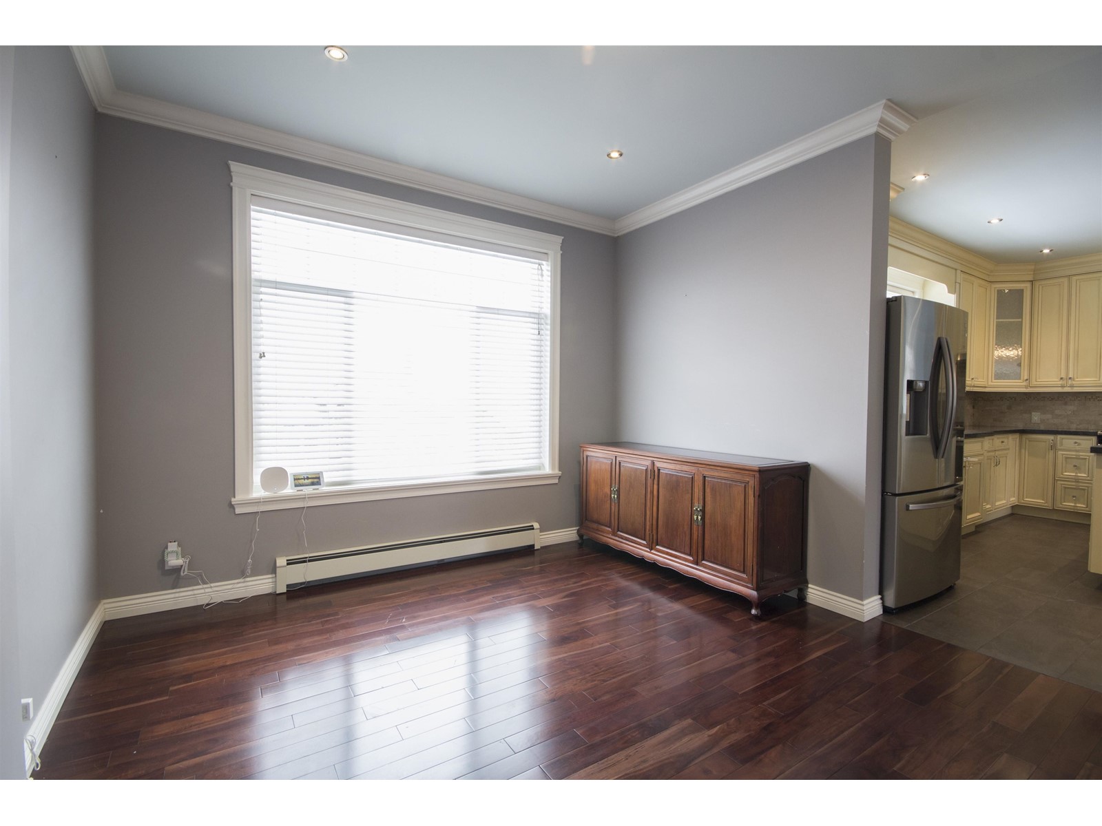 12136 100a Avenue, Surrey, British Columbia  V3V 2Y5 - Photo 6 - R2963491