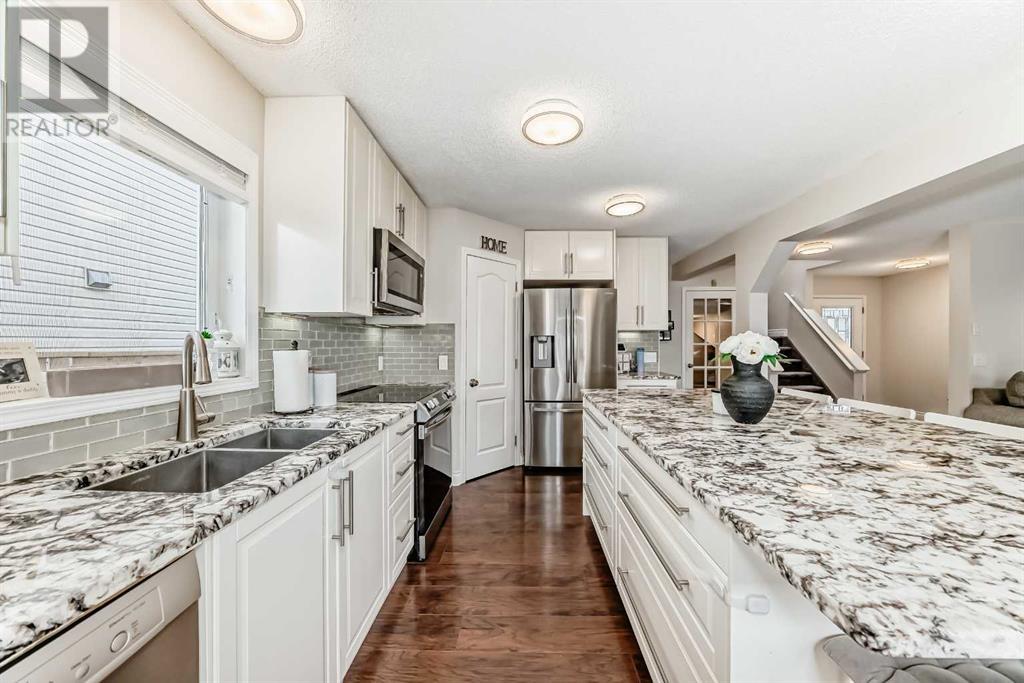 193 Douglas Ridge Circle Se, Calgary, Alberta  t2z 3c4 - Photo 5 - A2214637