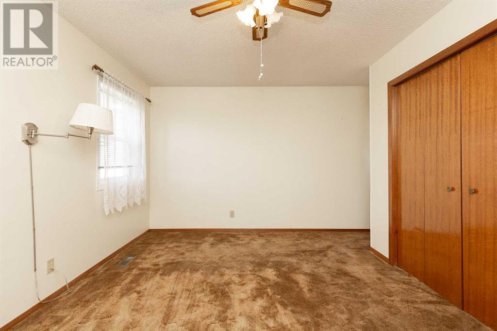 129 Mohawk Road W, Lethbridge, Alberta  T1K 5J5 - Photo 13 - A2216206
