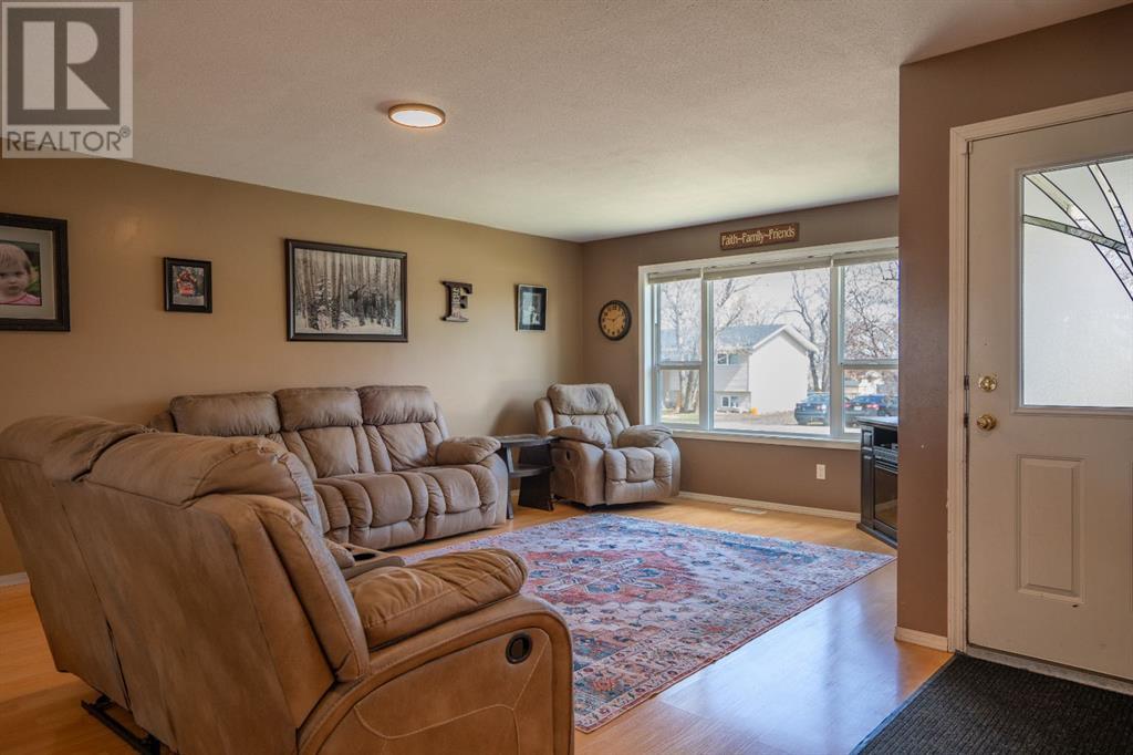 4928 52 Street, Clive, Alberta  T0C 0Y0 - Photo 14 - A2212078