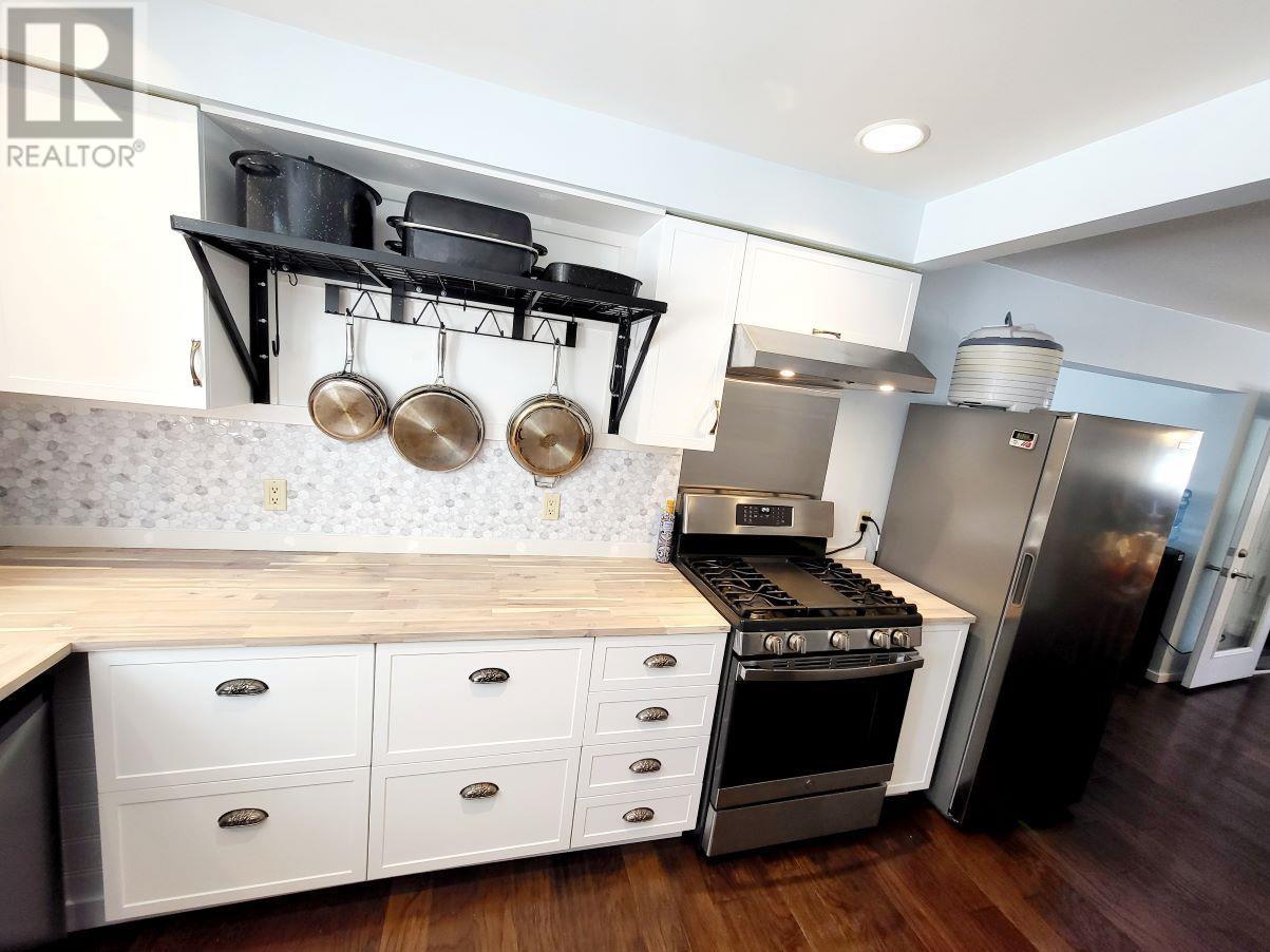 Property at 8640 S HONEYMOON DRIVE image 5