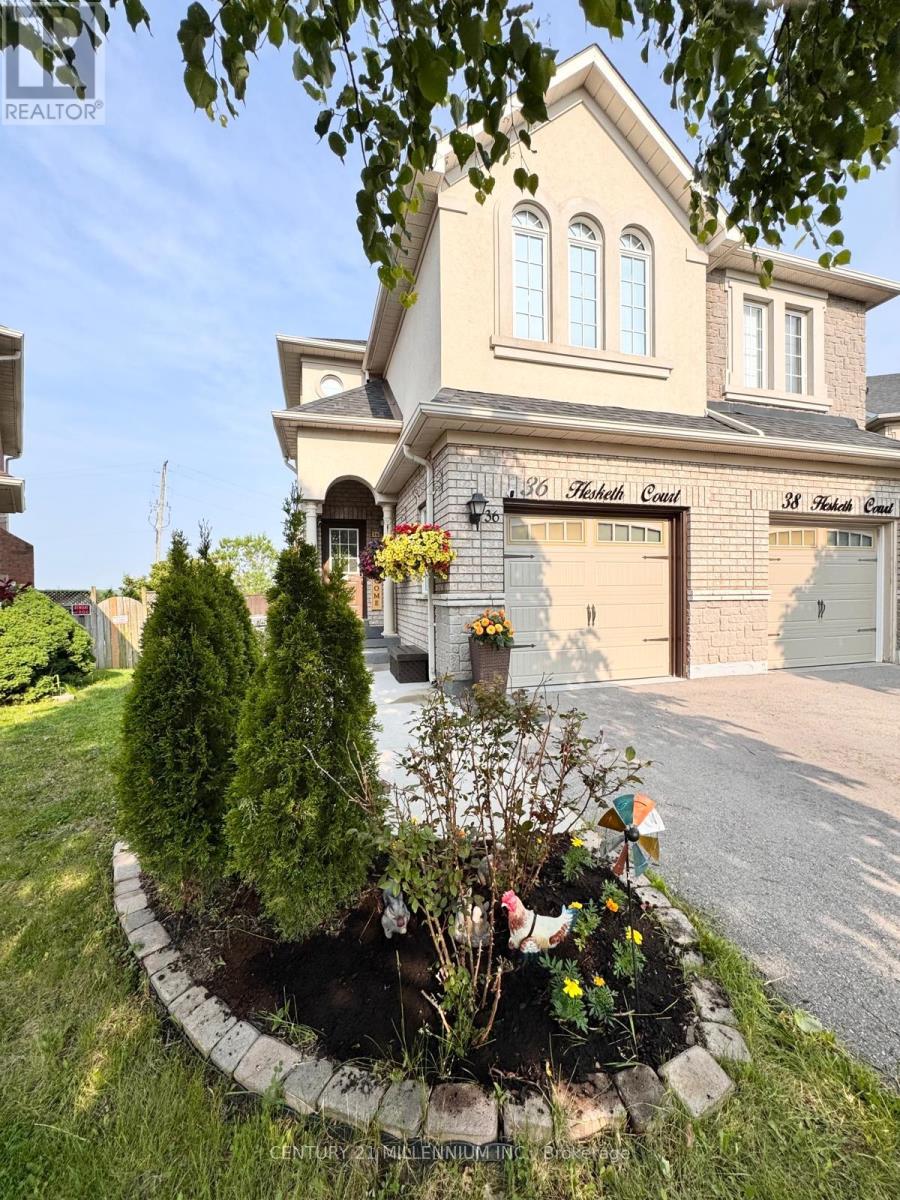 36 Hesketh Court, Caledon, Ontario  L7C 1C6 - Photo 3 - W12059671