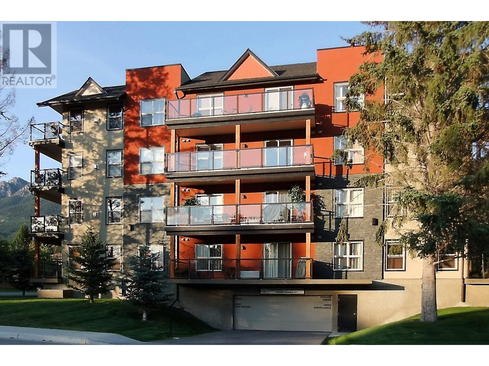 4884 Stanley Street Unit# 302, Radium Hot Springs, British Columbia  V0A 1M0 - Photo 6 - 10345372