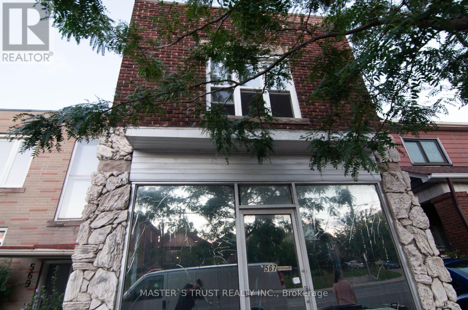 Upper - 567 Oakwood Avenue, Toronto, Ontario  M6E 2X6 - Photo 1 - C12123213