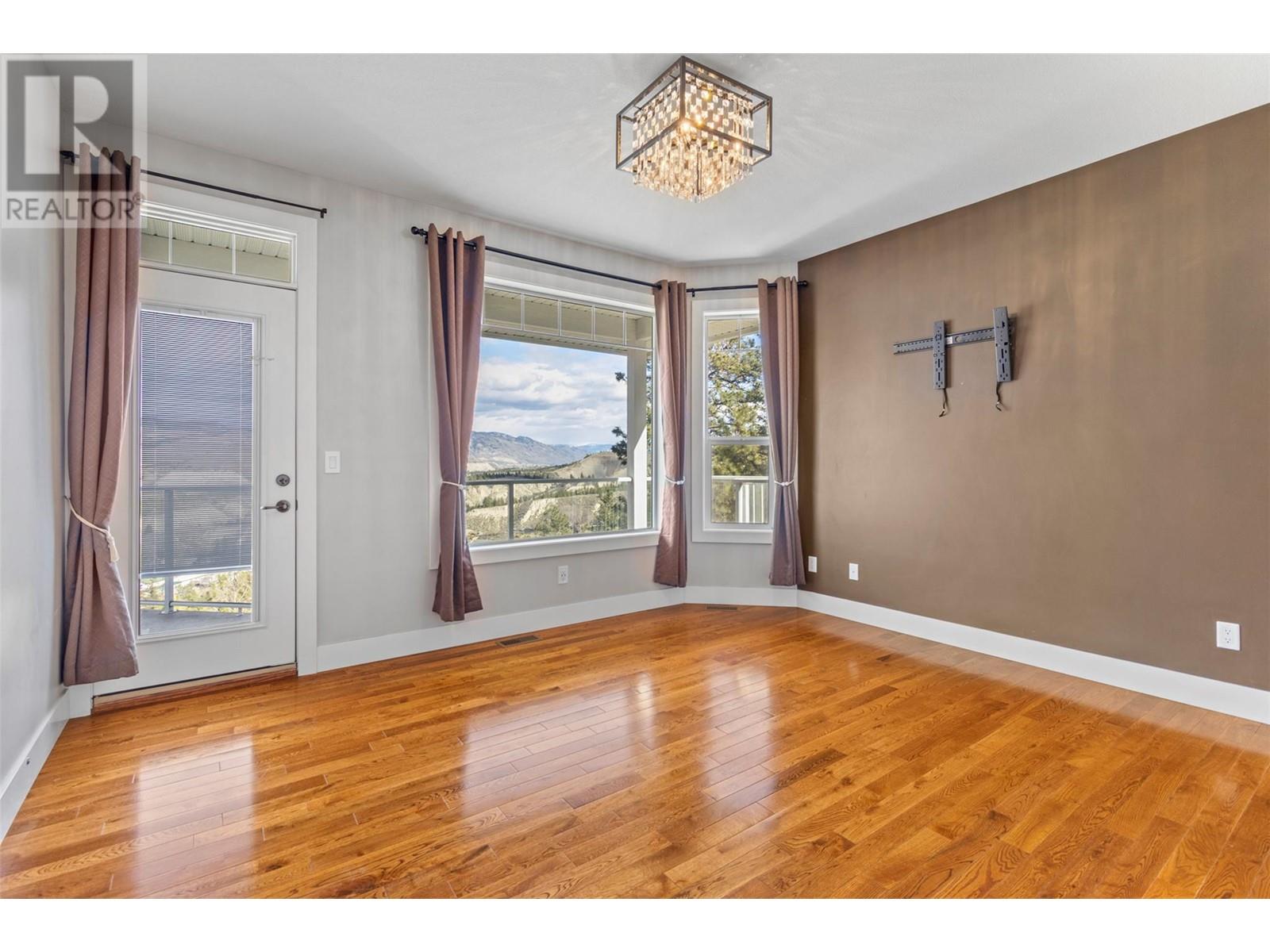 Property at 4721 UPLANDS Drive image 4