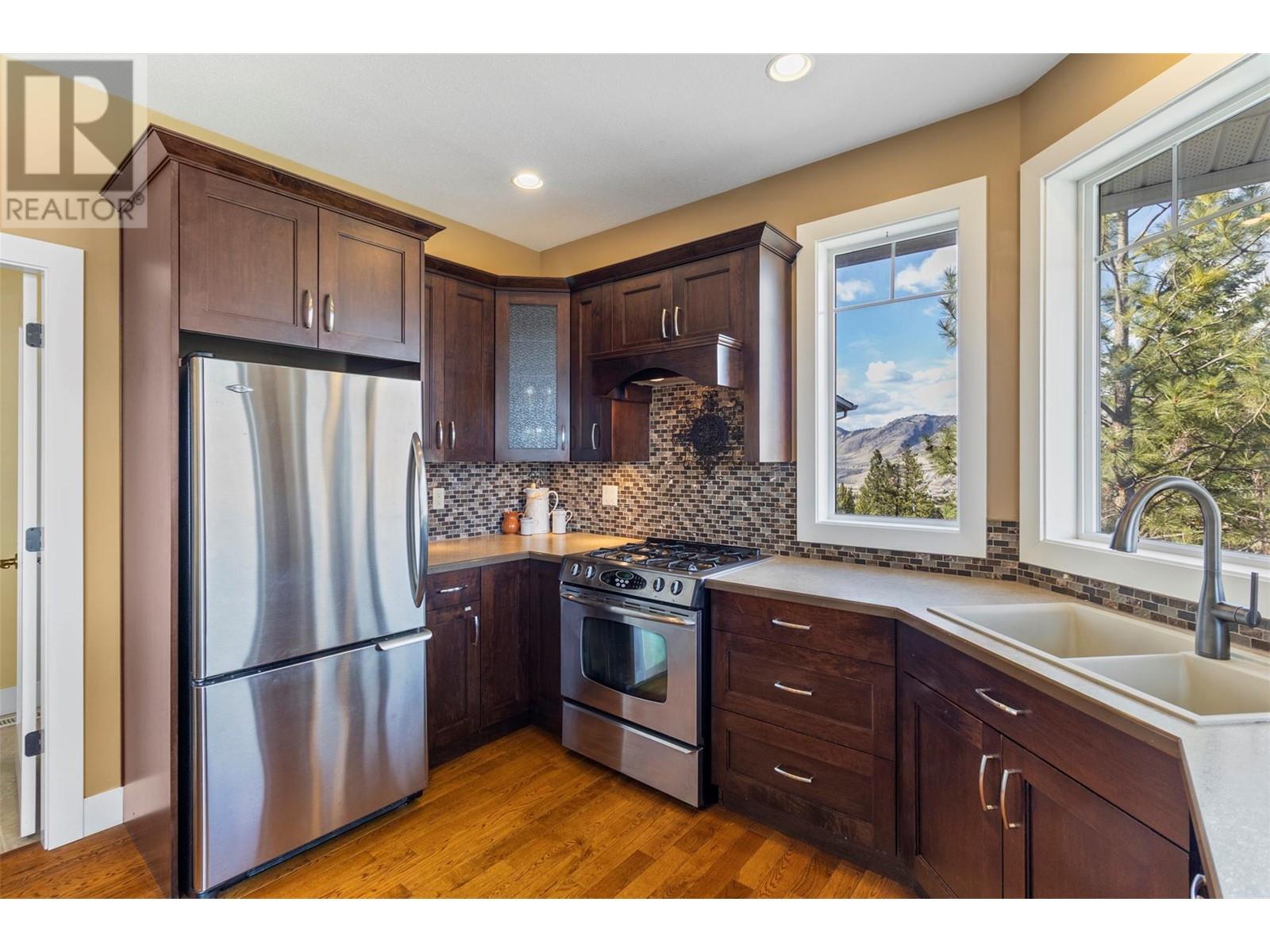4721 UPLANDS Drive, Kamloops, BC V2C6S9