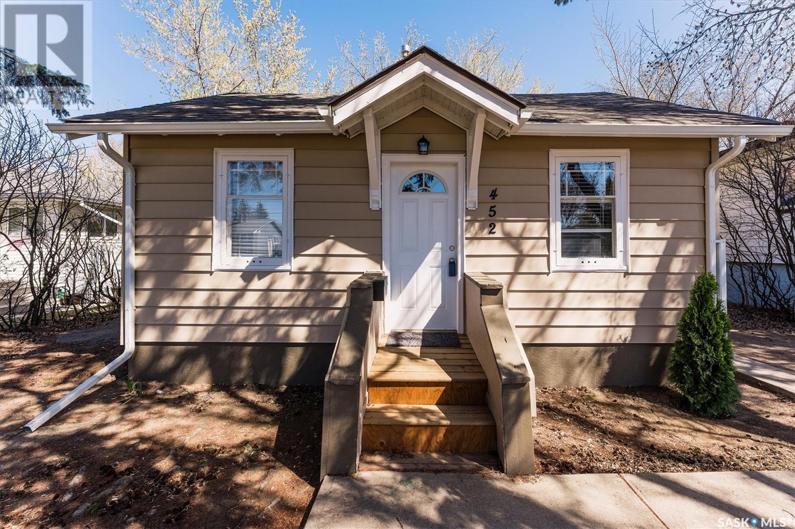 Property at 452 T AVENUE S image 1