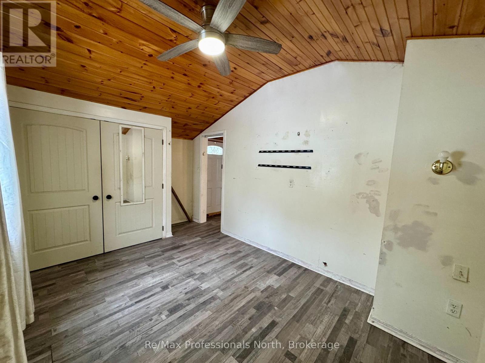 360 Muskoka Beach Road, Gravenhurst, Ontario  P1P 1M6 - Photo 15 - X11912810