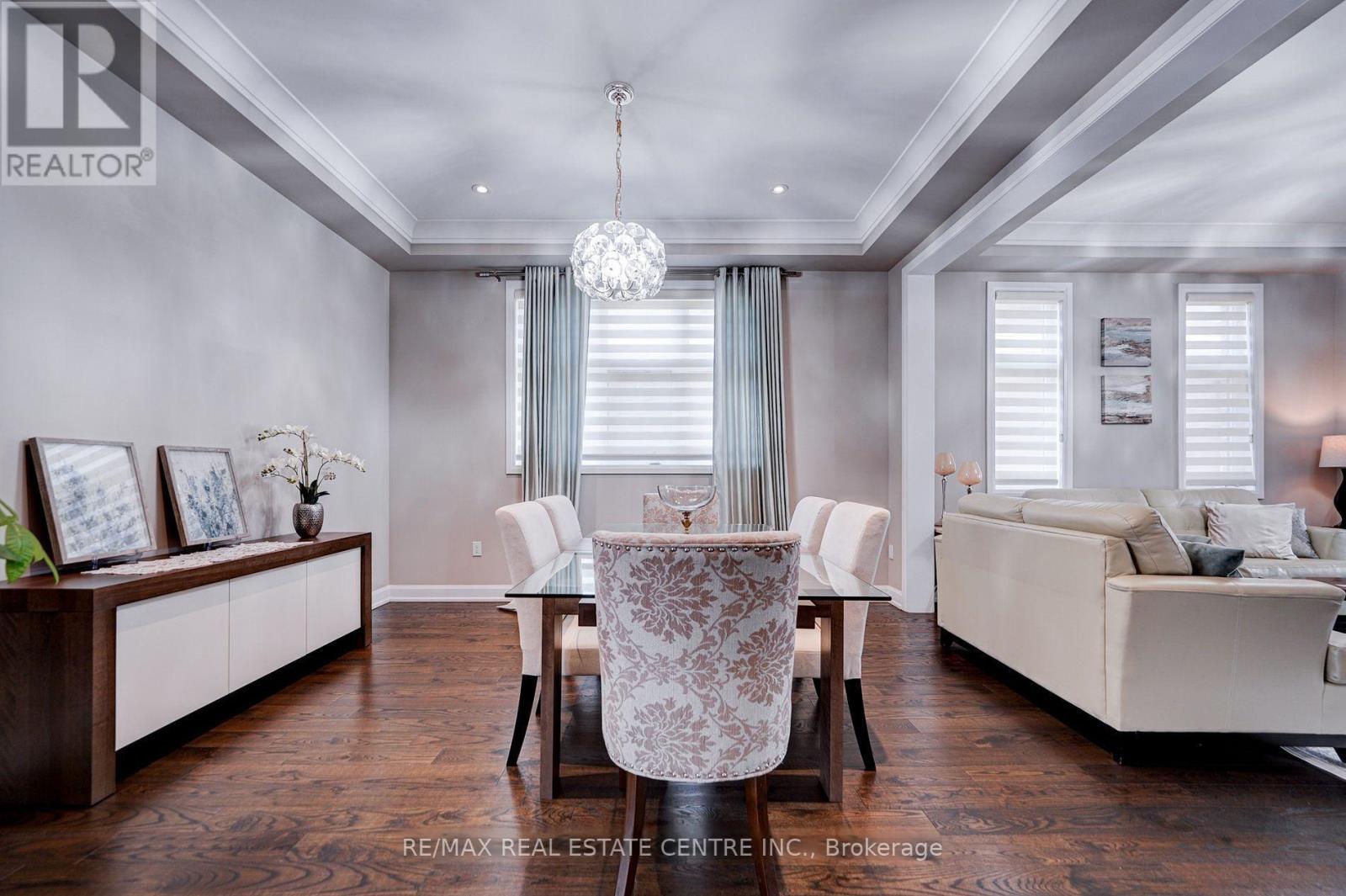 438 North Park Boulevard, Oakville, Ontario  L6M 1N3 - Photo 6 - W12079829