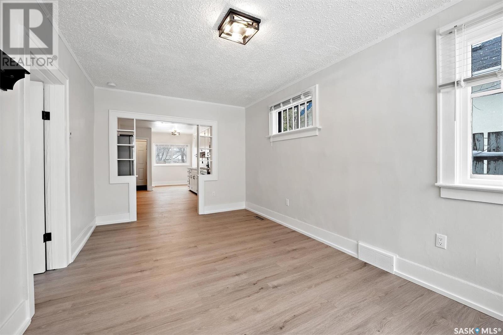 Property at 217 R AVENUE S image 4