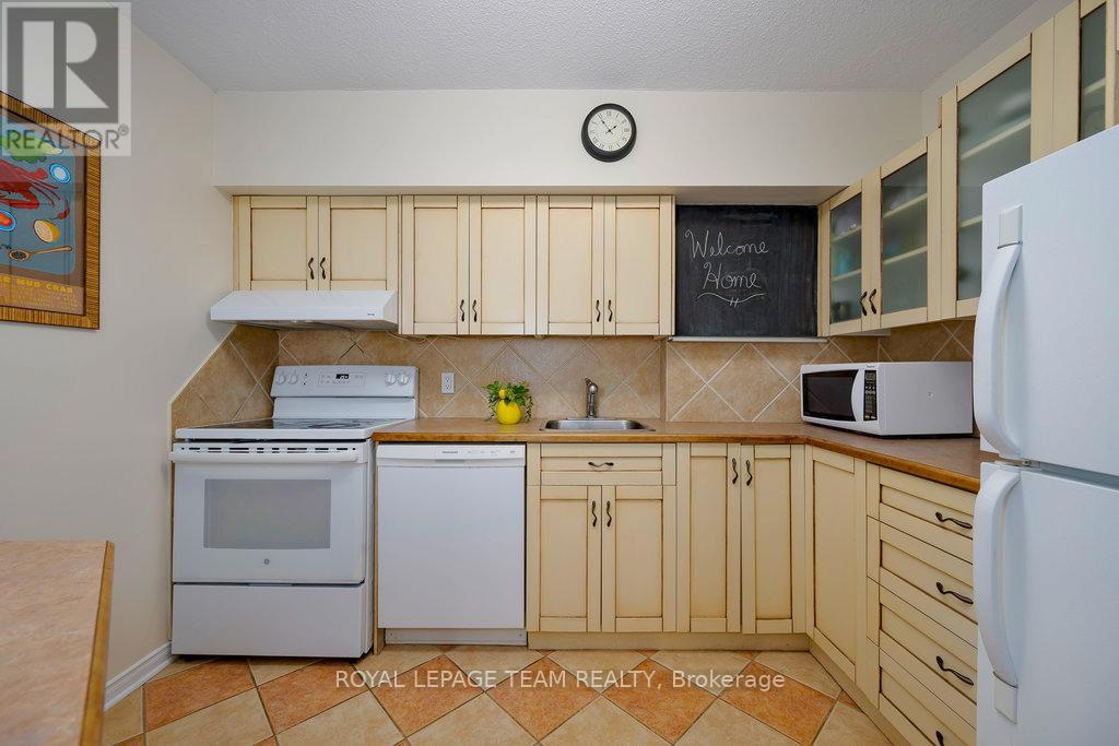 1703 - 900 Dynes Road, Ottawa, Ontario  K2C 3L6 - Photo 12 - X12123225