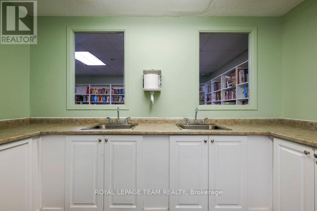 1703 - 900 Dynes Road, Ottawa, Ontario  K2C 3L6 - Photo 27 - X12123225