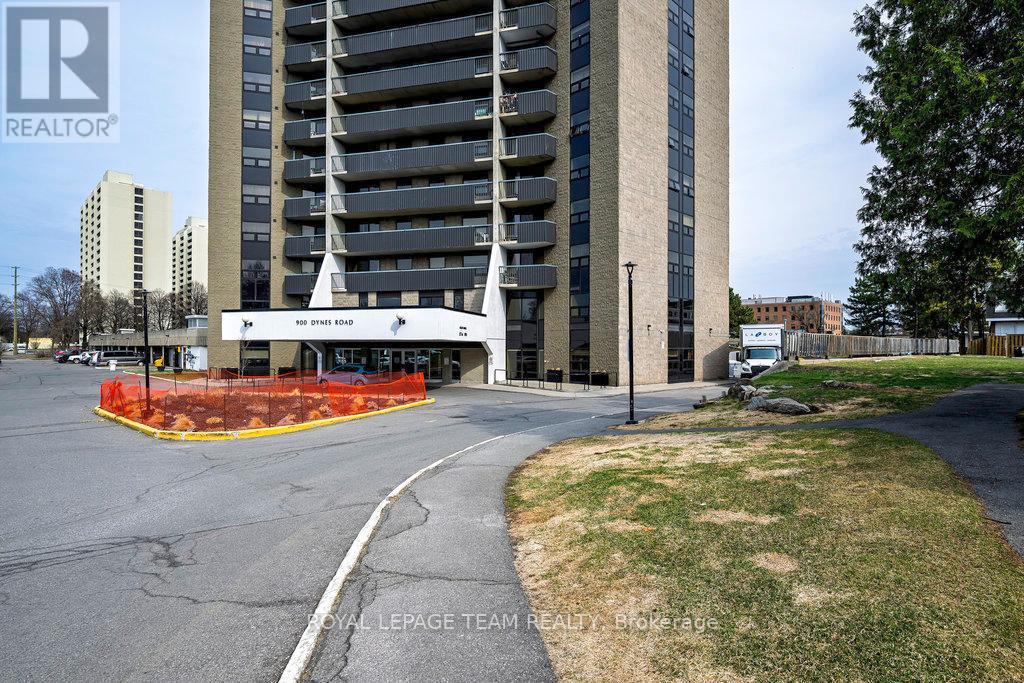 1703 - 900 Dynes Road, Ottawa, Ontario  K2C 3L6 - Photo 3 - X12123225