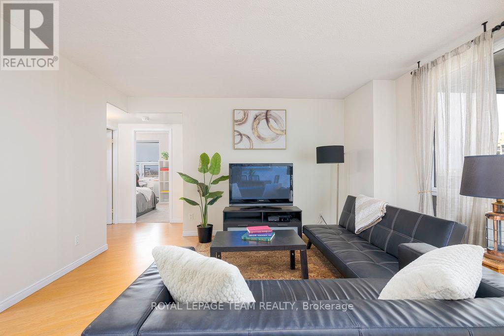 1703 - 900 Dynes Road, Ottawa, Ontario  K2C 3L6 - Photo 5 - X12123225