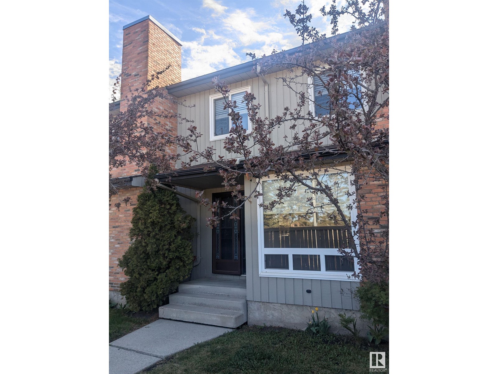 Property at 3257 119 ST NW image 1