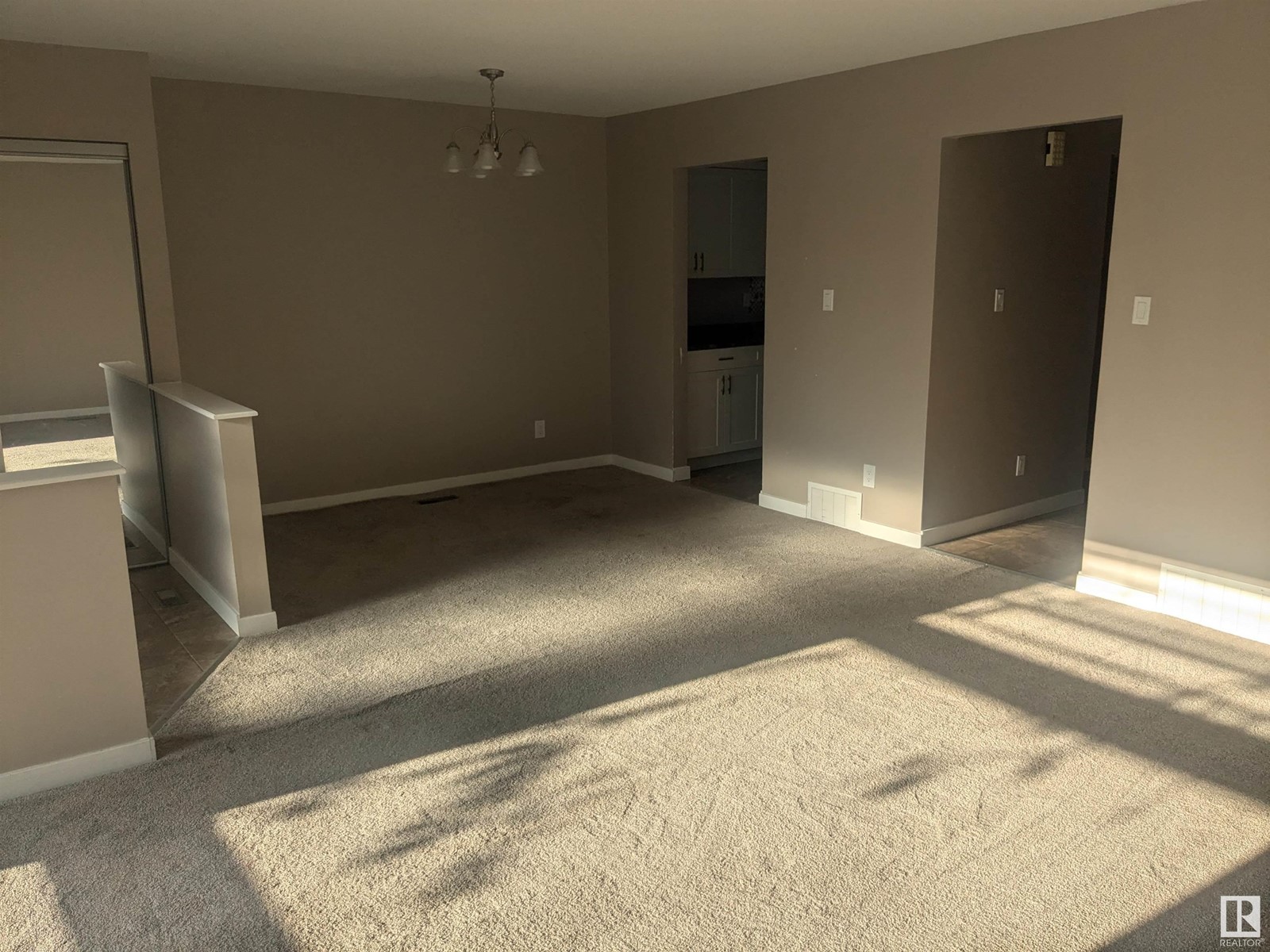 Property at 3257 119 ST NW image 5