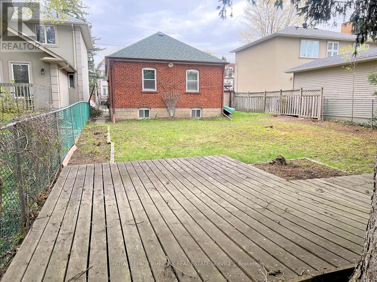 248 Florence Avenue, Toronto, Ontario  M2N 1G6 - Photo 15 - C12019722