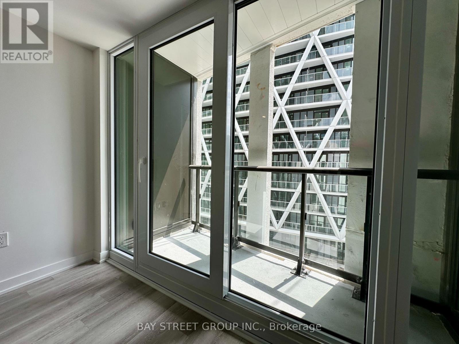 1108 - 238 Simcoe Street, Toronto, Ontario  M5T 0E2 - Photo 13 - C12123243
