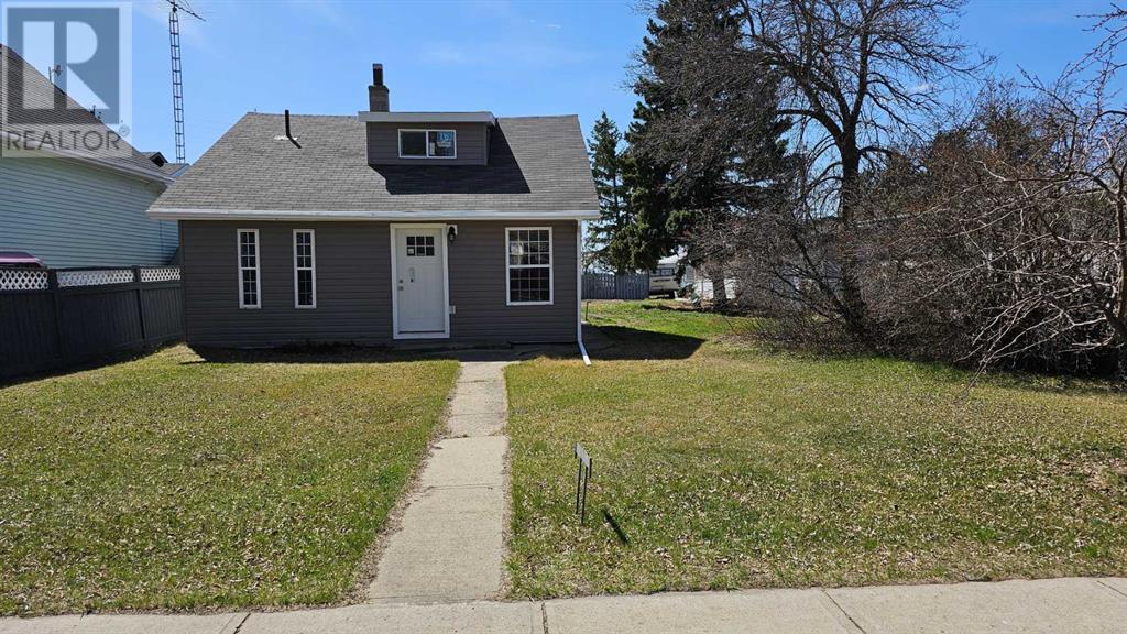 Property at 218 1 Avenue E image 1