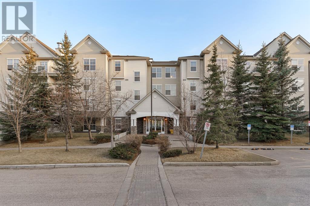 Property at 416, 2000 Applevillage Court SE image 3