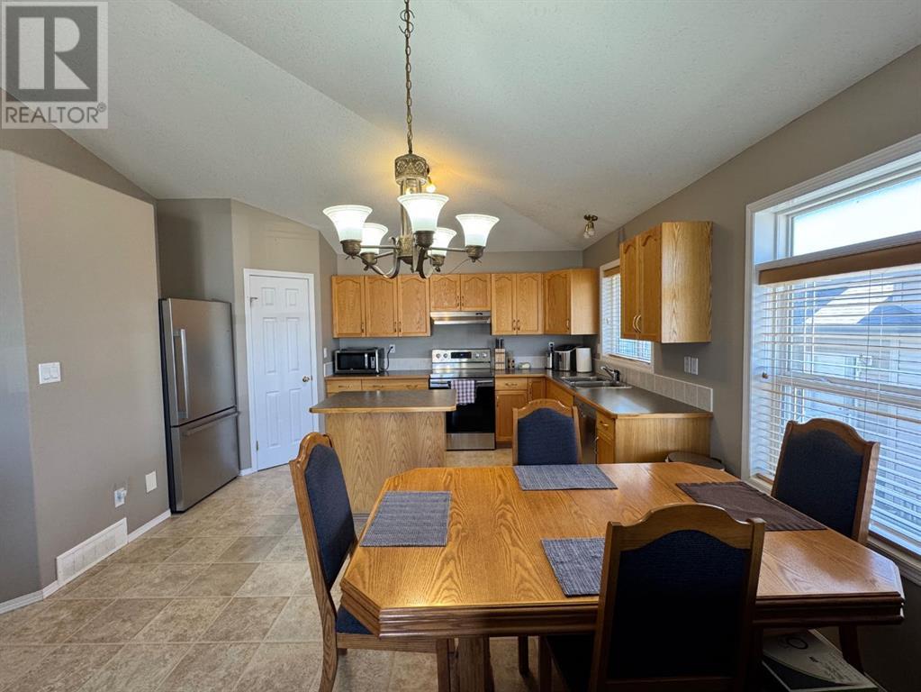 9, 4803 54 Avenue, Camrose, Alberta  T4V 5B1 - Photo 5 - A2217667