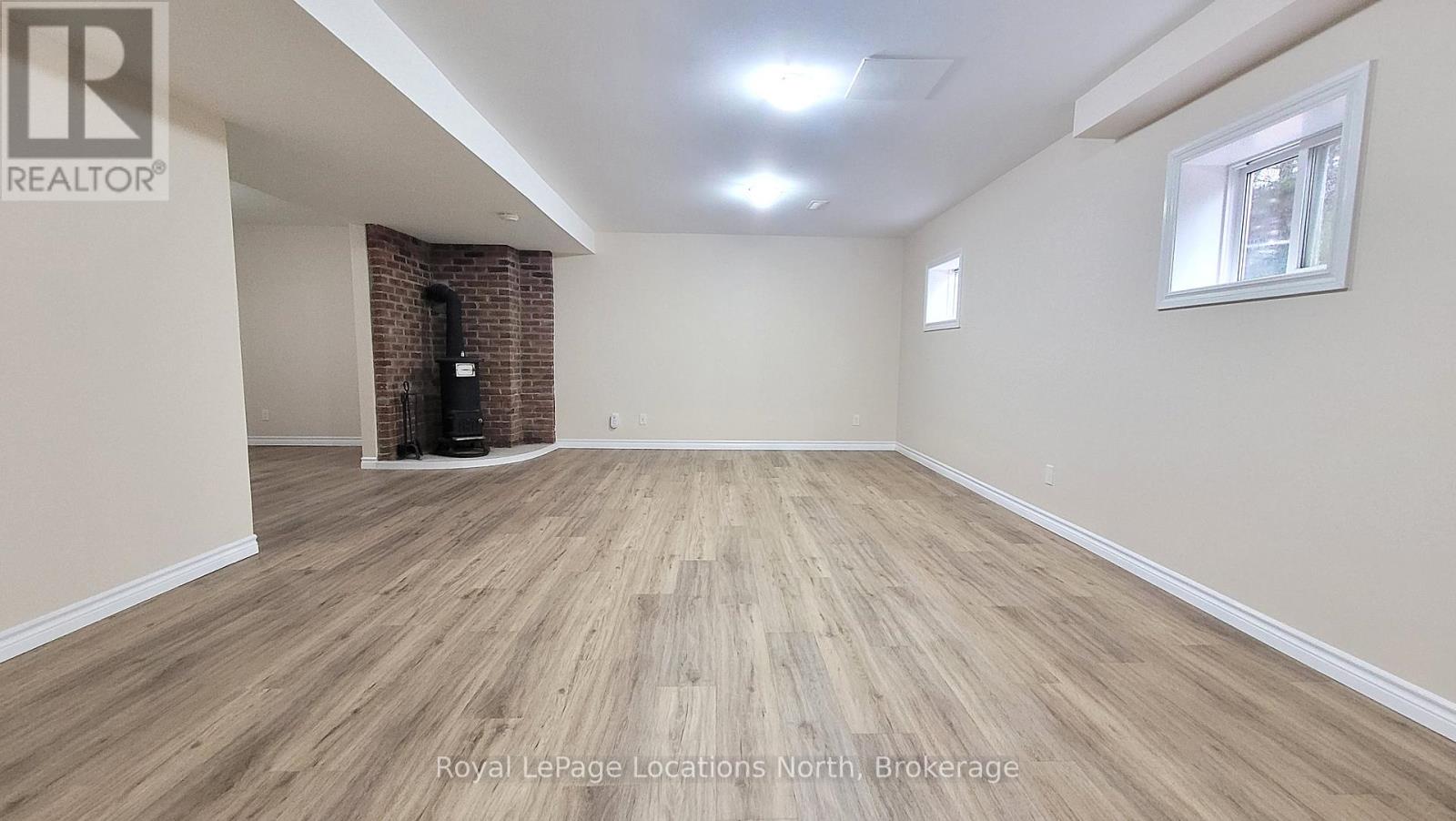 8 Ronald Avenue, Tiny, Ontario  L0L 1P1 - Photo 21 - S12116416