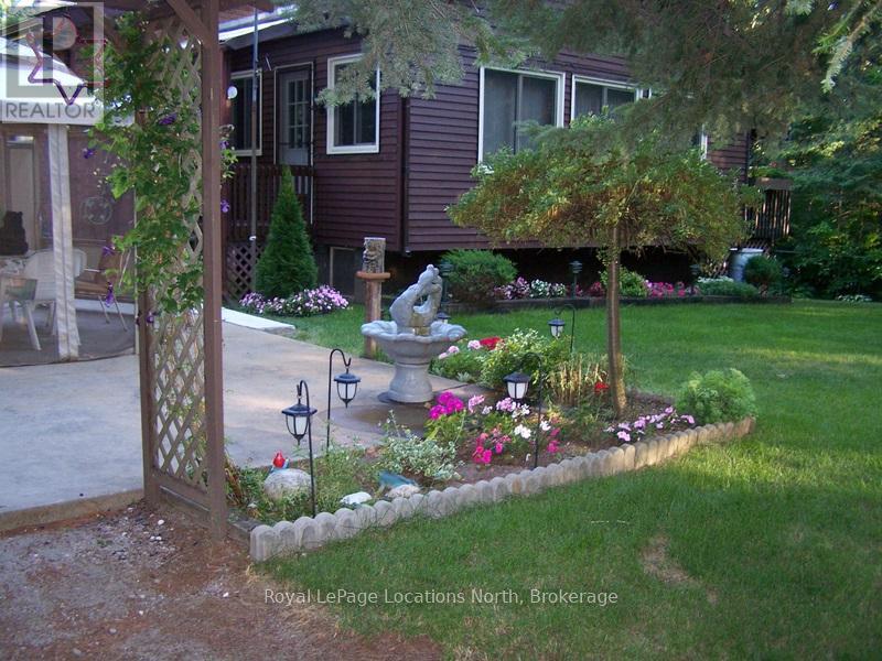 8 Ronald Avenue, Tiny, Ontario  L0L 1P1 - Photo 6 - S12116416