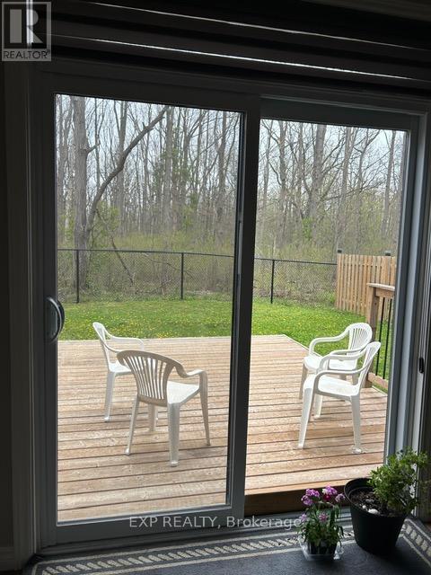 1617 Valhalla Street, London North, Ontario  N6G 5K5 - Photo 24 - X12122059
